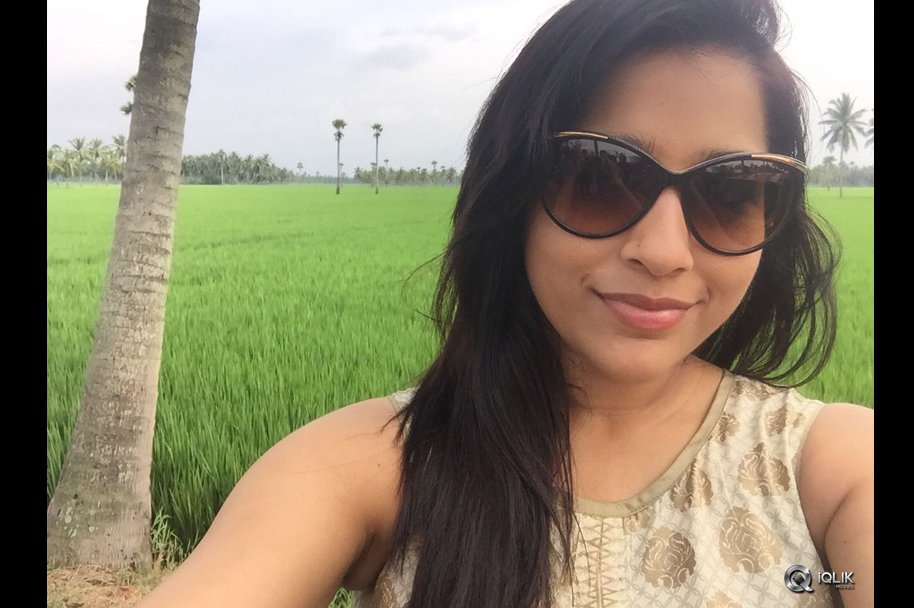 Rashmi-Gautam-Latest-Pics